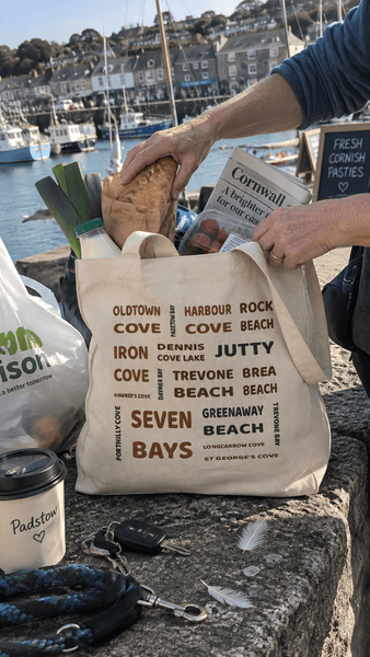 Tote bags — Pitchabode design 3